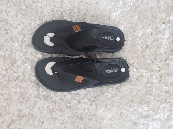 Men flip flop
