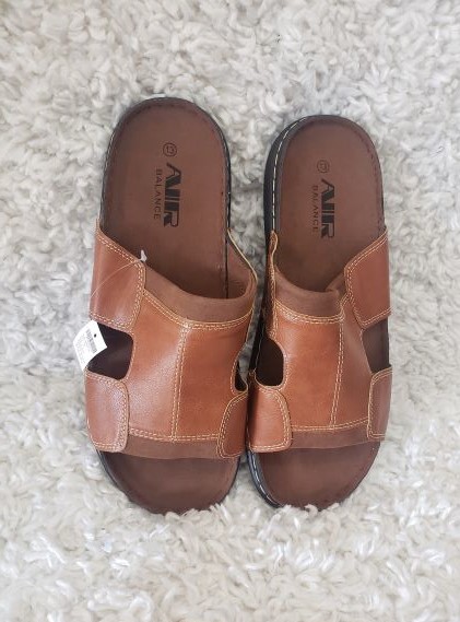 Men flip flop