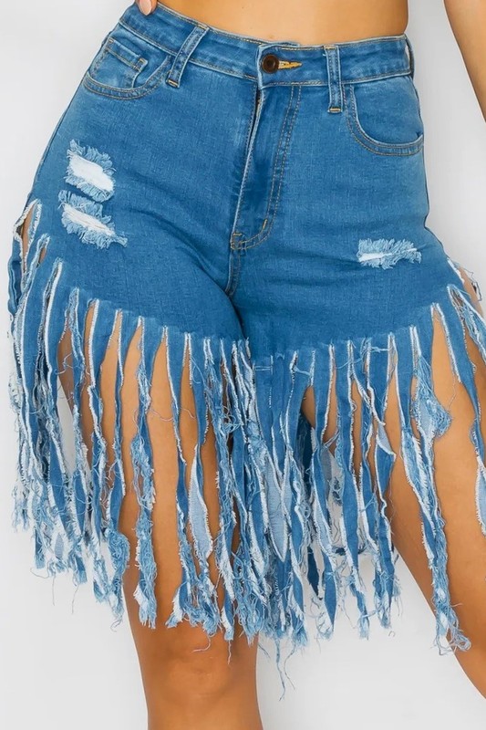 HIGHRISE TASSELS SHORTS