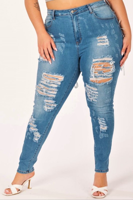 PLUS DESTROYED JEANS