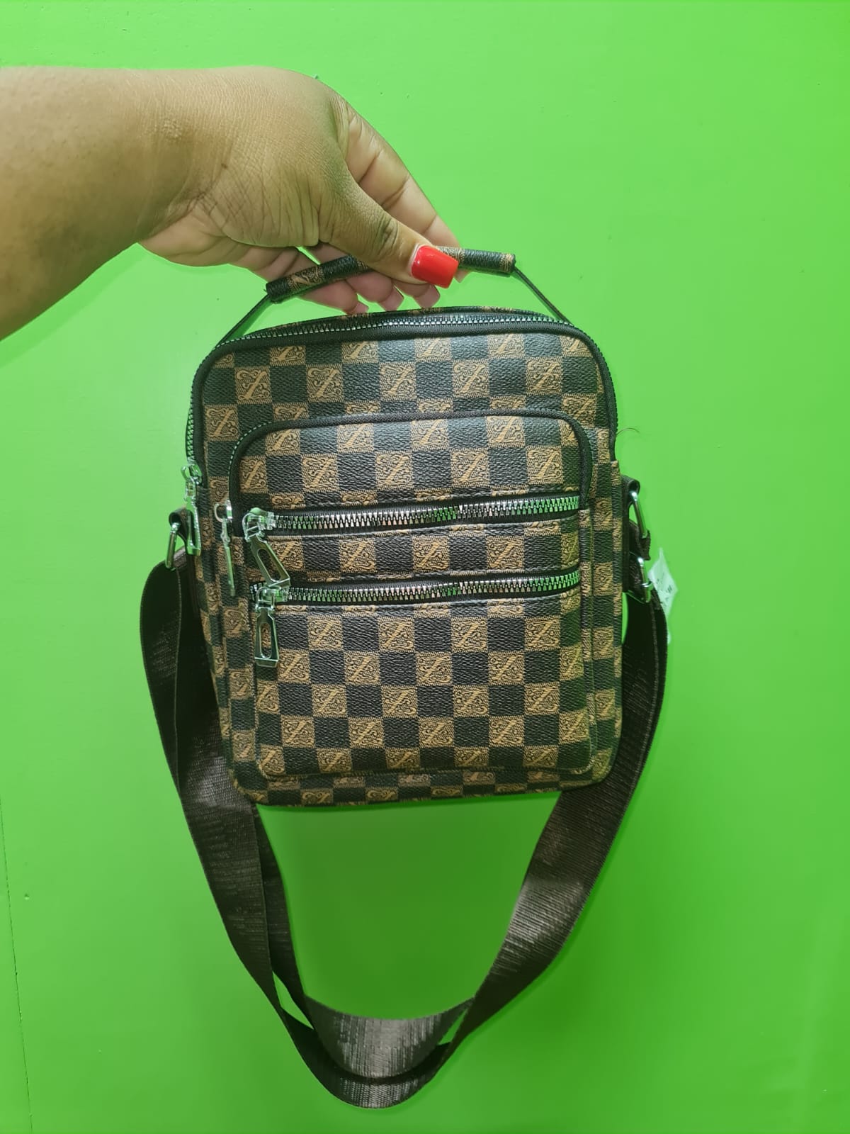 CROSS BODY BAGS